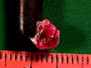 mineral_red-beryl9-10_05-05.jpg