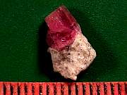 mineral_red-beryl9-10_06-01.jpg