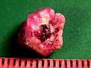mineral_red-beryl11-16_02-03.jpg