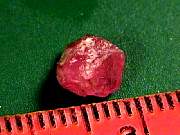 mineral_red-beryl11-16_03-04.jpg